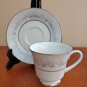 Noritake MARYWOOD Footed Cup & Saucer Set